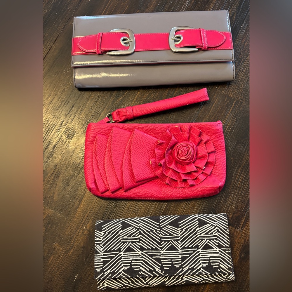 Stylish Pink and Gray Women's Clutch Set